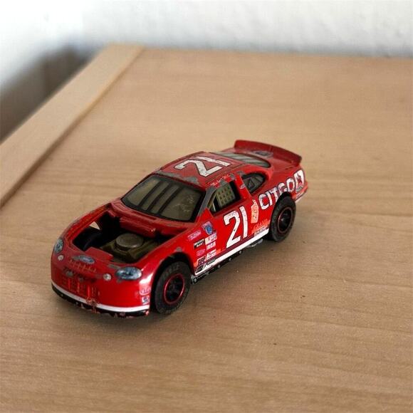 Vintage 90s Michael Waltrip #21 Citgo Autographed NASCAR Diecast Model Car - Picture 1 of 7